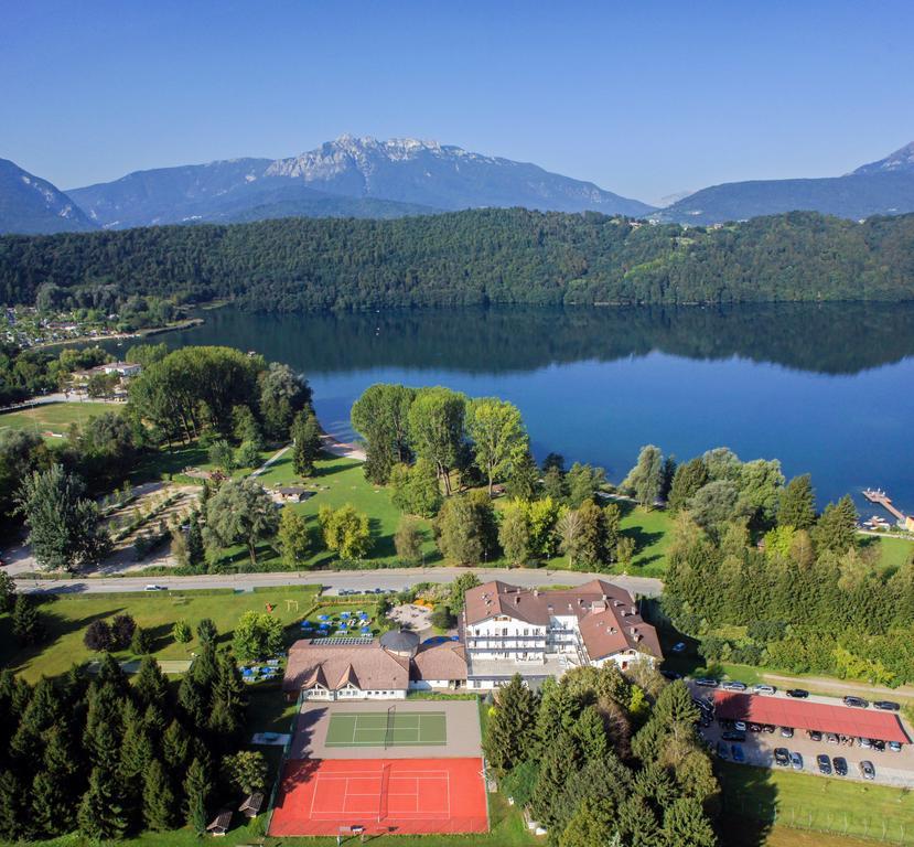 Hotel Al Sorriso Greenpark&Wellness Levico Terme Exterior foto