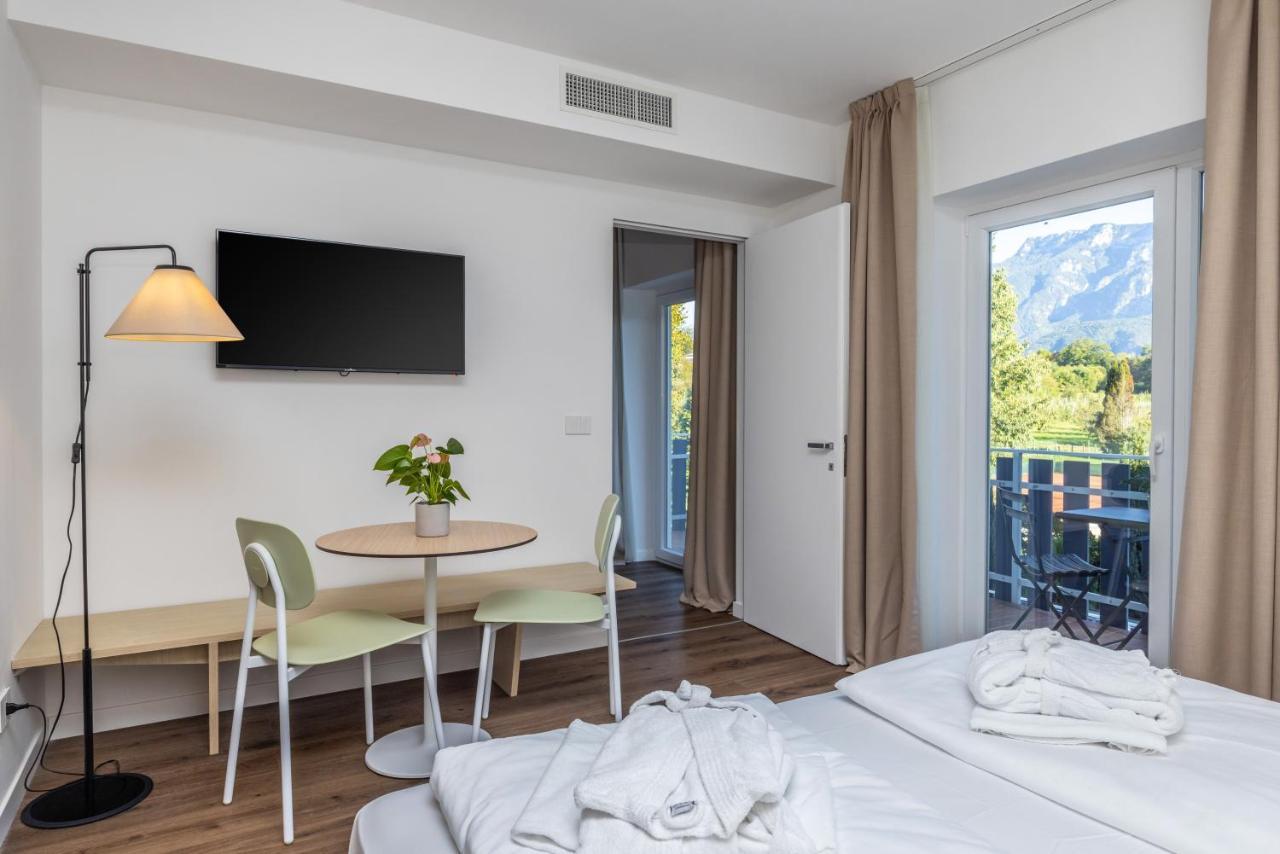 Hotel Al Sorriso Greenpark&Wellness Levico Terme Exterior foto