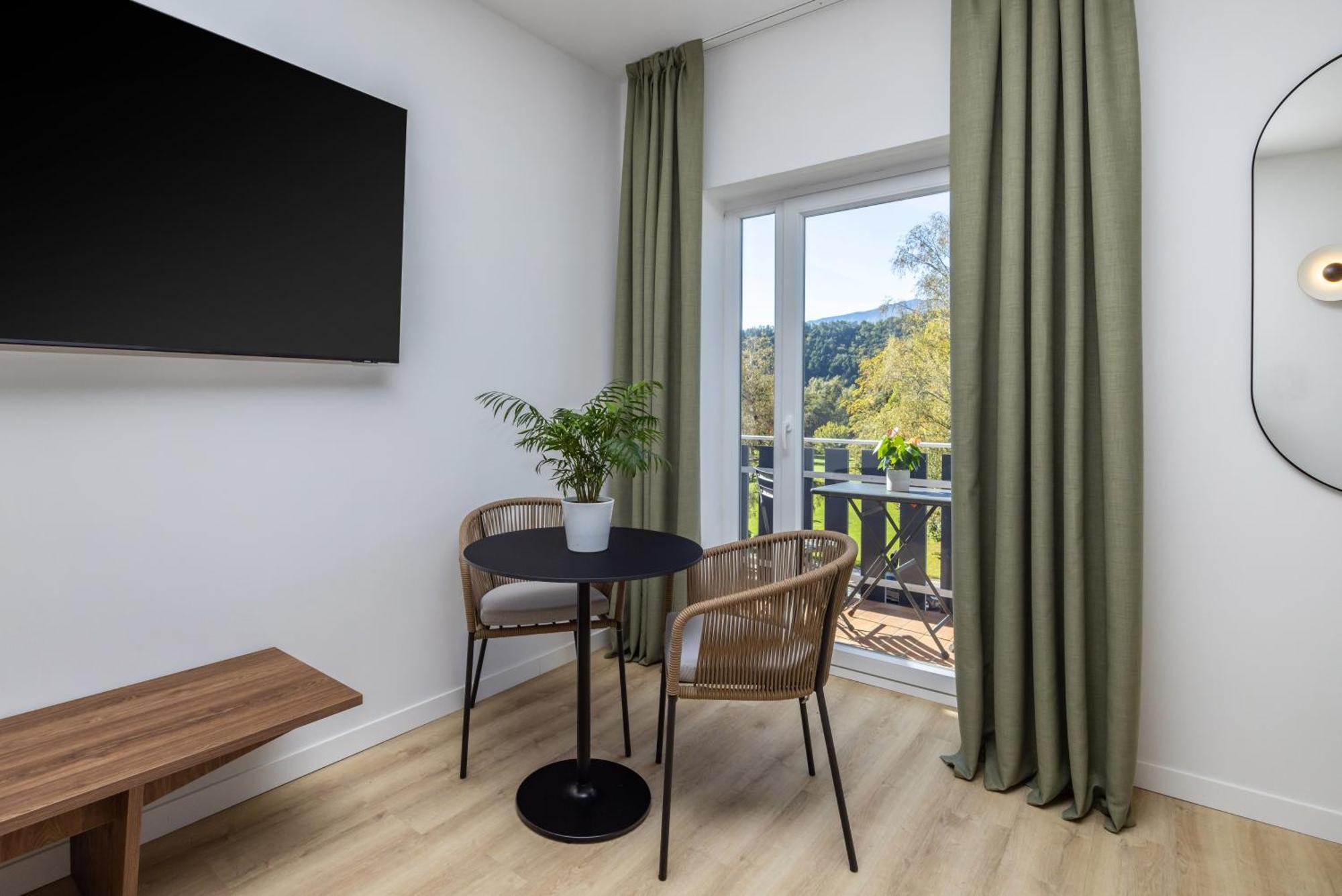 Hotel Al Sorriso Greenpark&Wellness Levico Terme Zimmer foto
