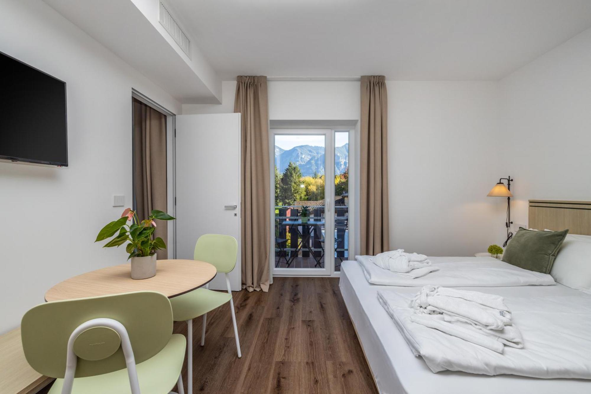 Hotel Al Sorriso Greenpark&Wellness Levico Terme Zimmer foto