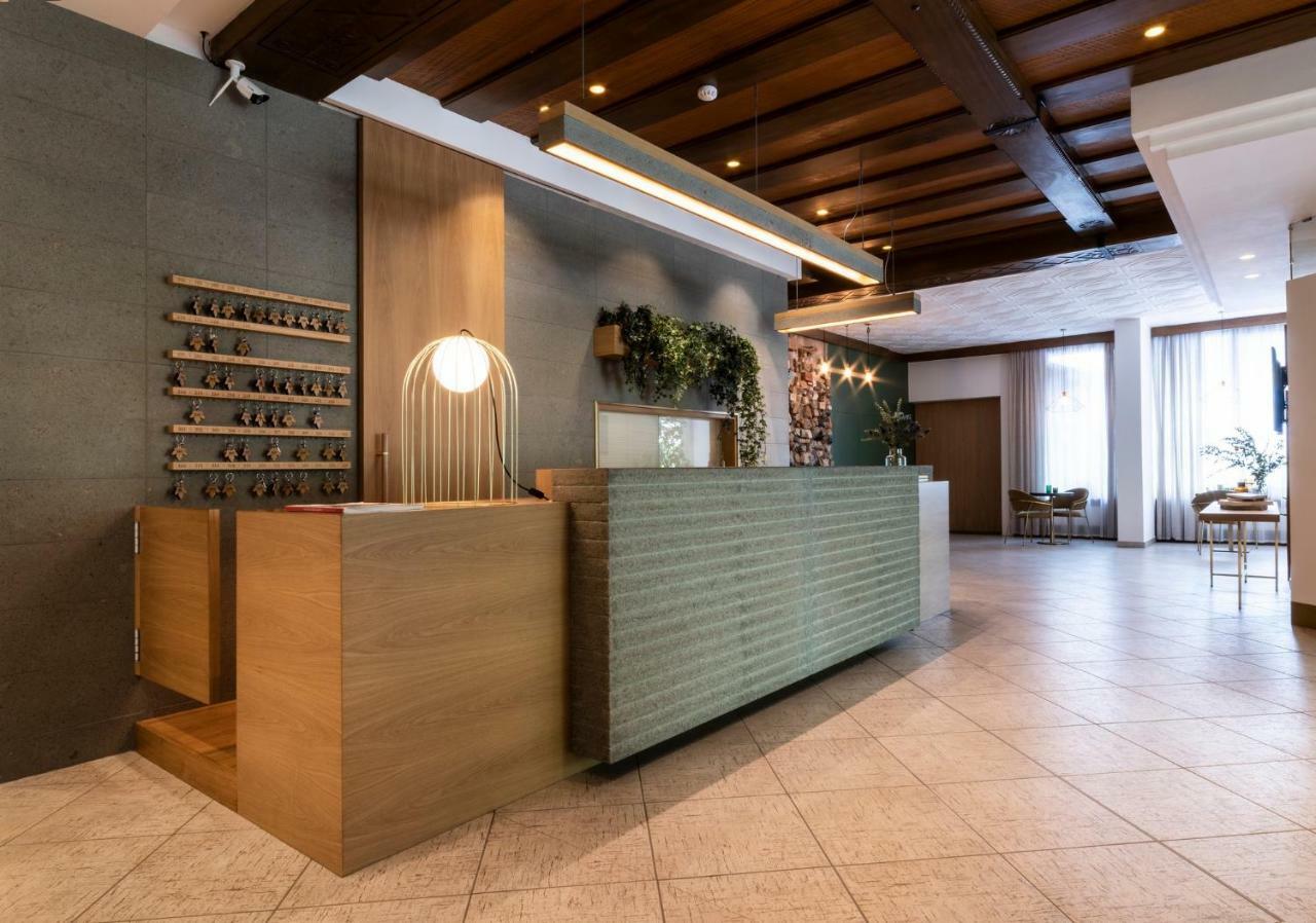 Hotel Al Sorriso Greenpark&Wellness Levico Terme Exterior foto