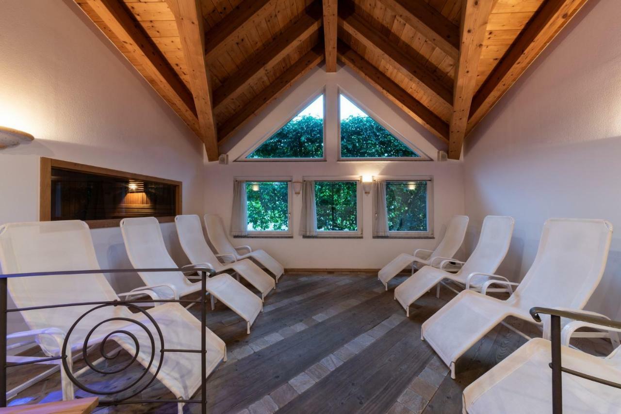 Hotel Al Sorriso Greenpark&Wellness Levico Terme Exterior foto